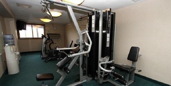Baraga Lakeside Inn Екстериор снимка